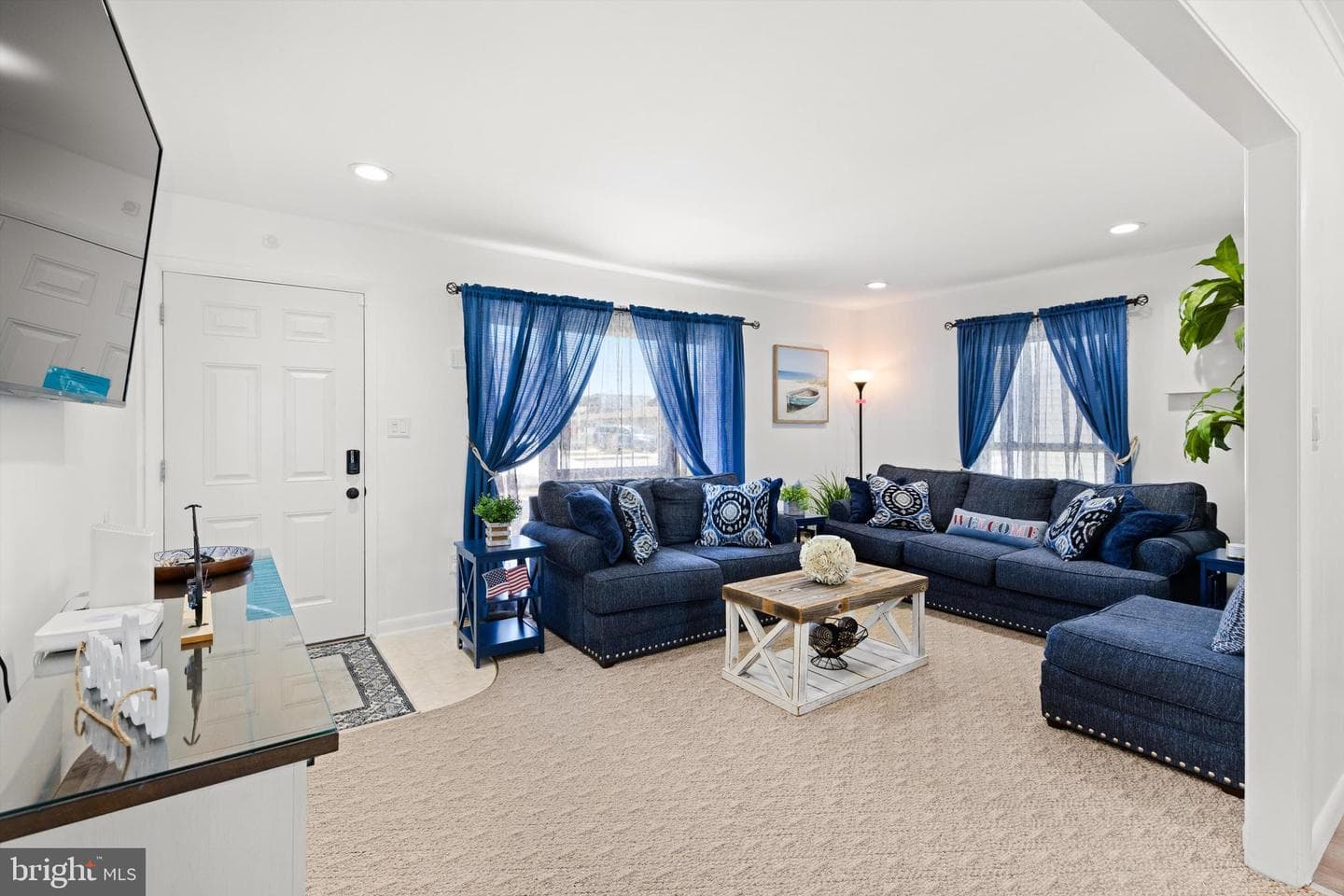 118 Winter Harbor Drive photo 6