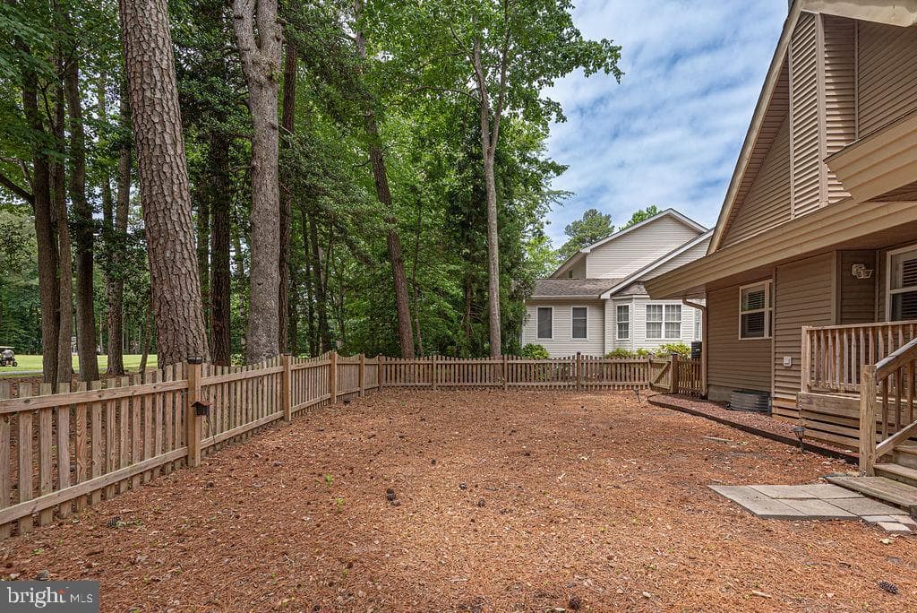 62 Newport Drive photo 26