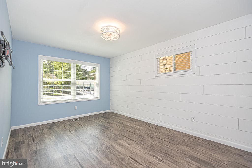 31 Brookside Road photo 63