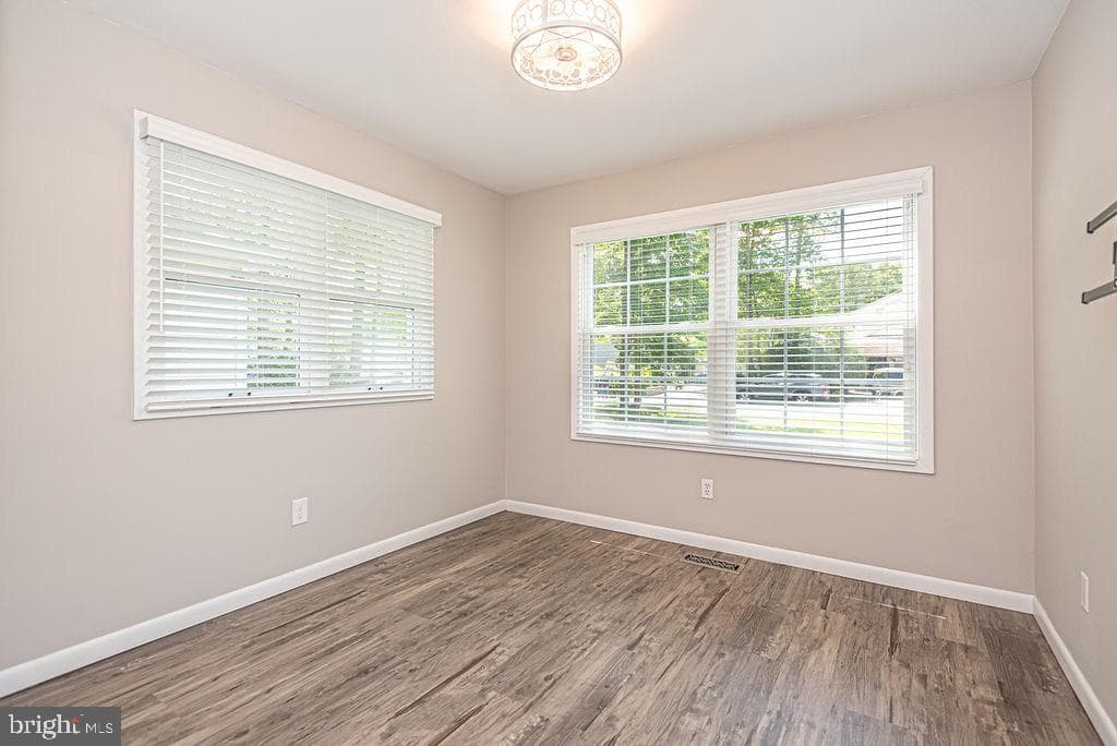 31 Brookside Road photo 67