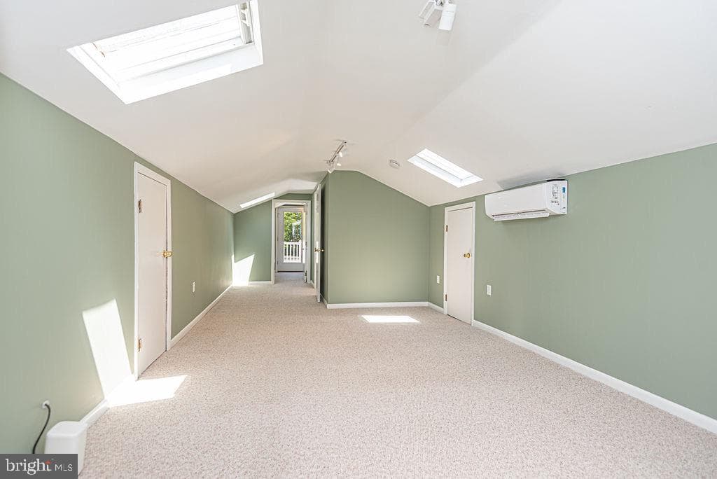 31 Brookside Road photo 75