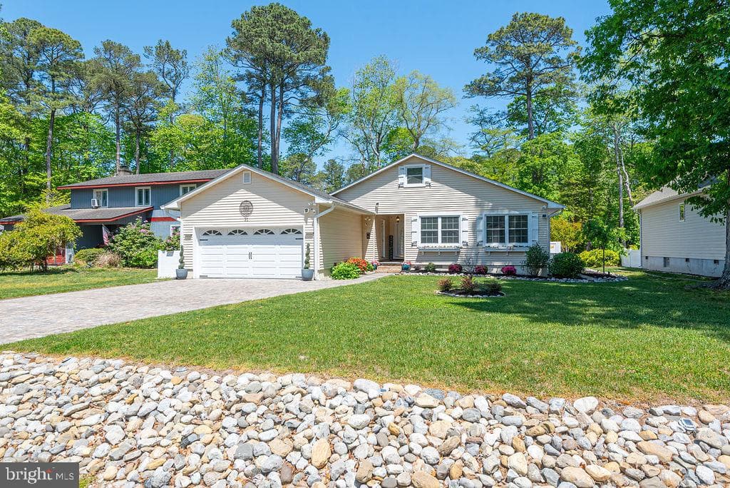 31 Brookside Road photo 96