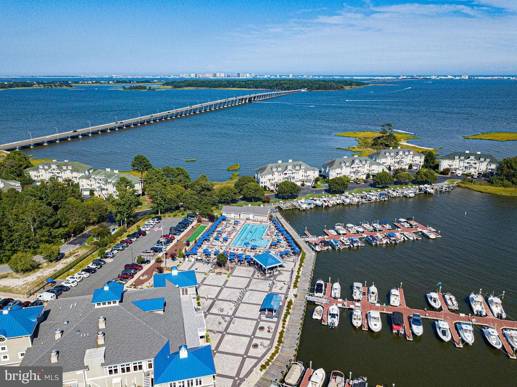 6 Southwind Court photo 102