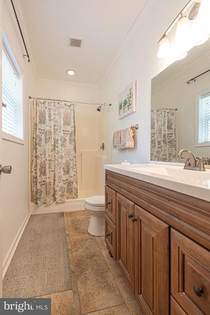 6 Southwind Court photo 39