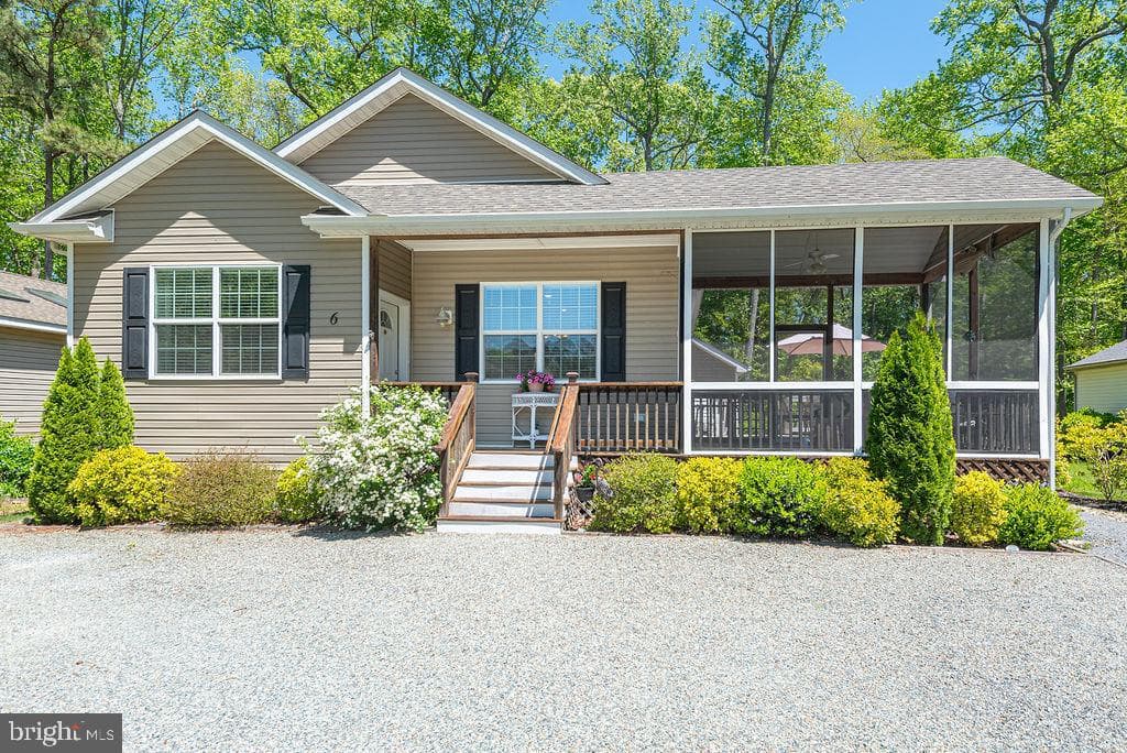 6 Southwind Court photo 4