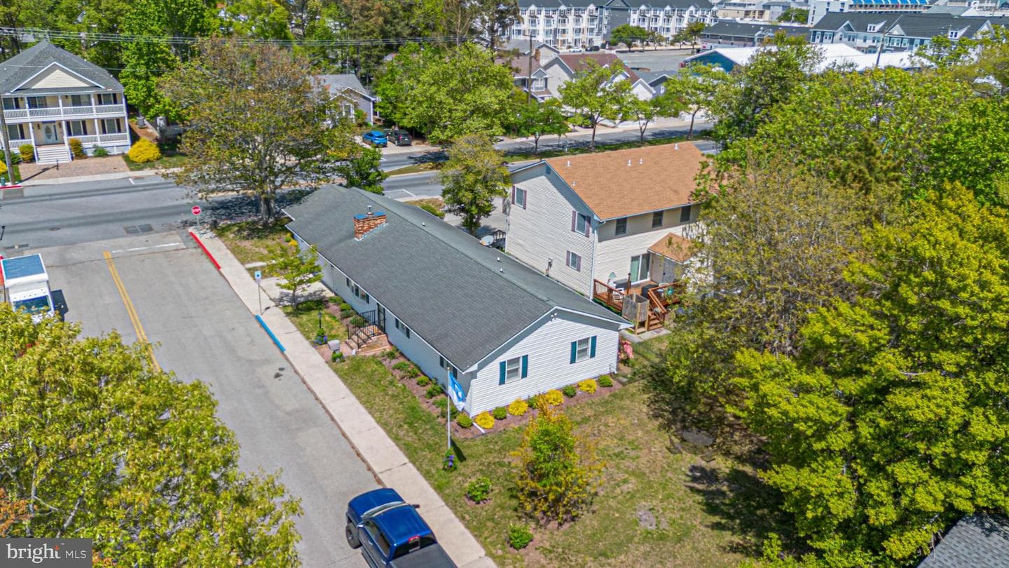 14106 Derrickson Avenue photo 35