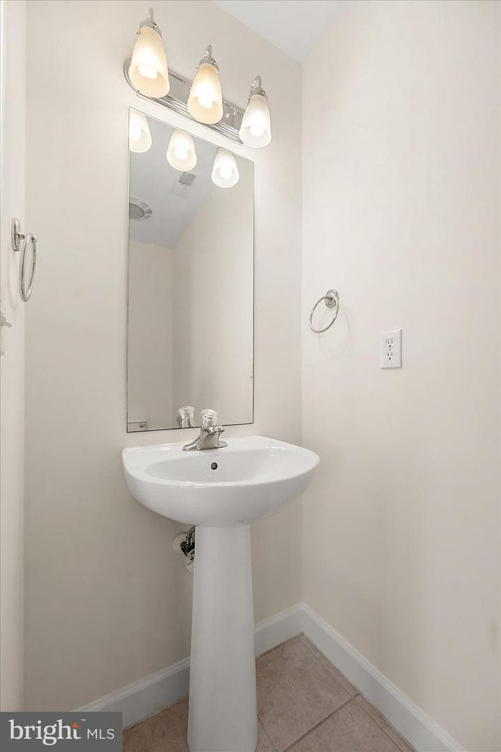 310 13th Street #302 photo 47