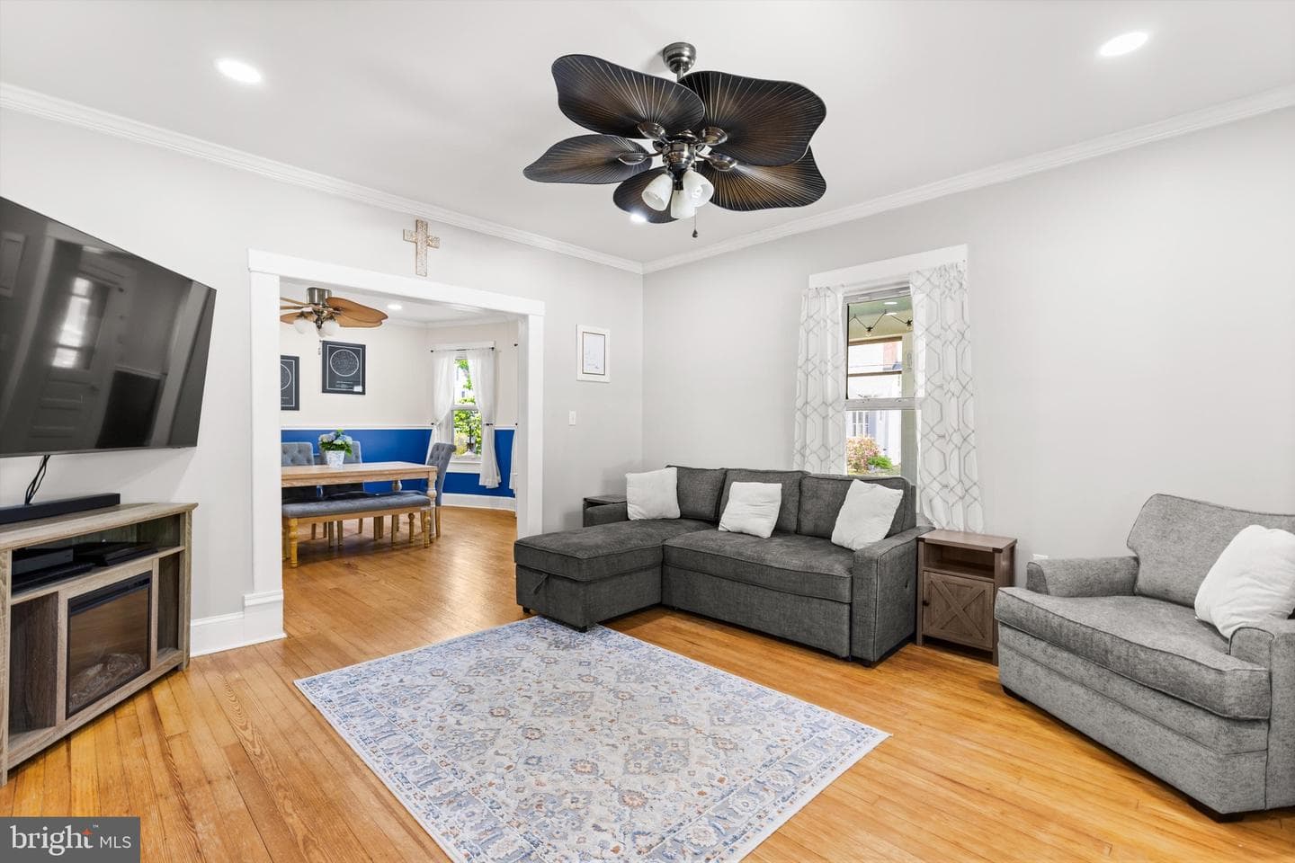 213 6th Street photo 11