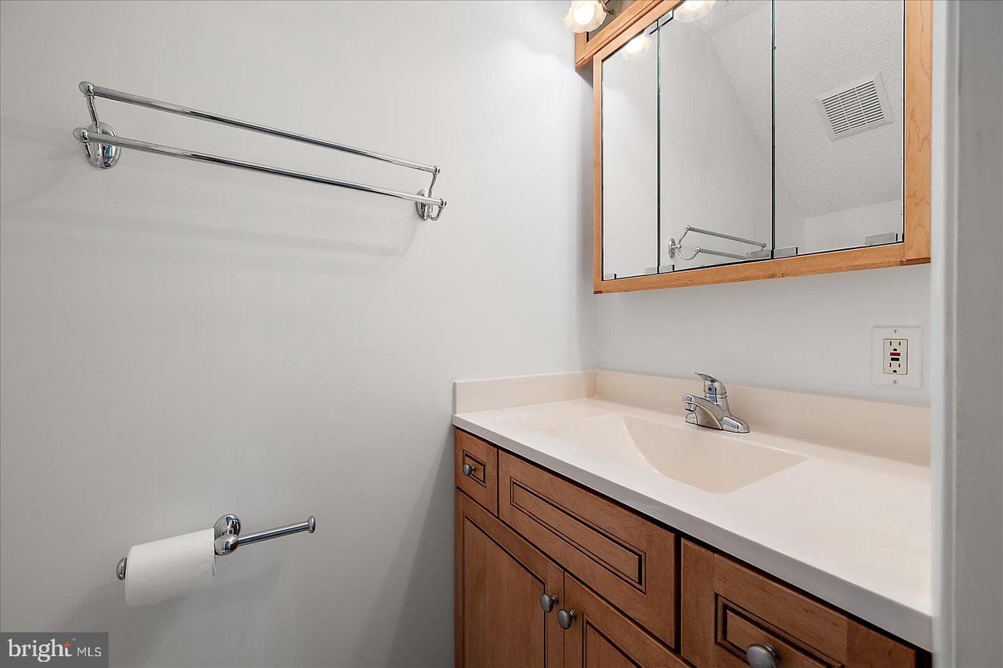 702 Kelly Road #702a photo 19