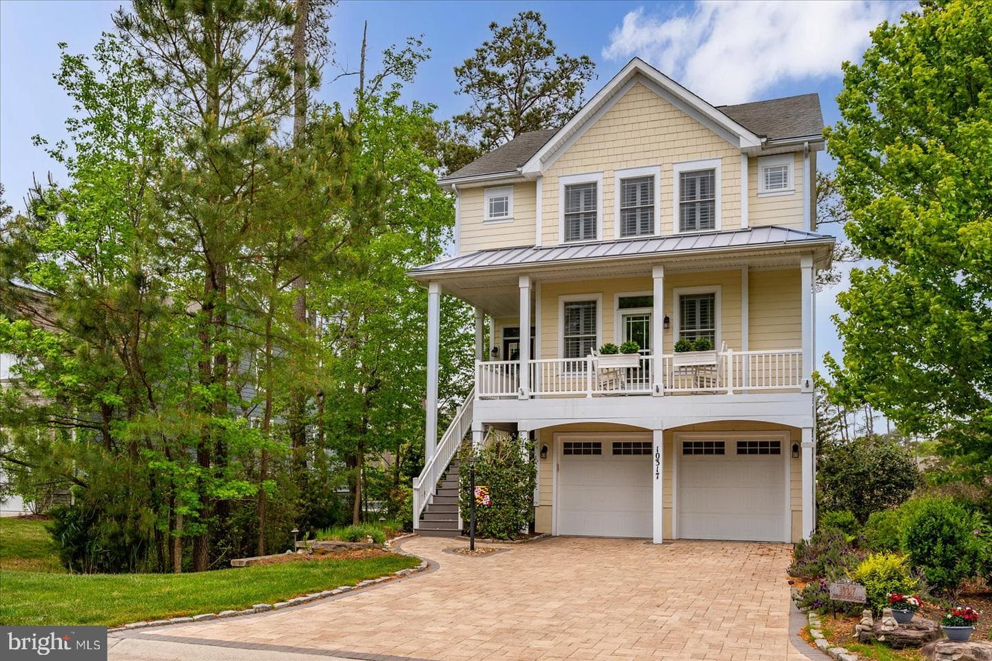 10317 Quarter Deck Ln photo 3