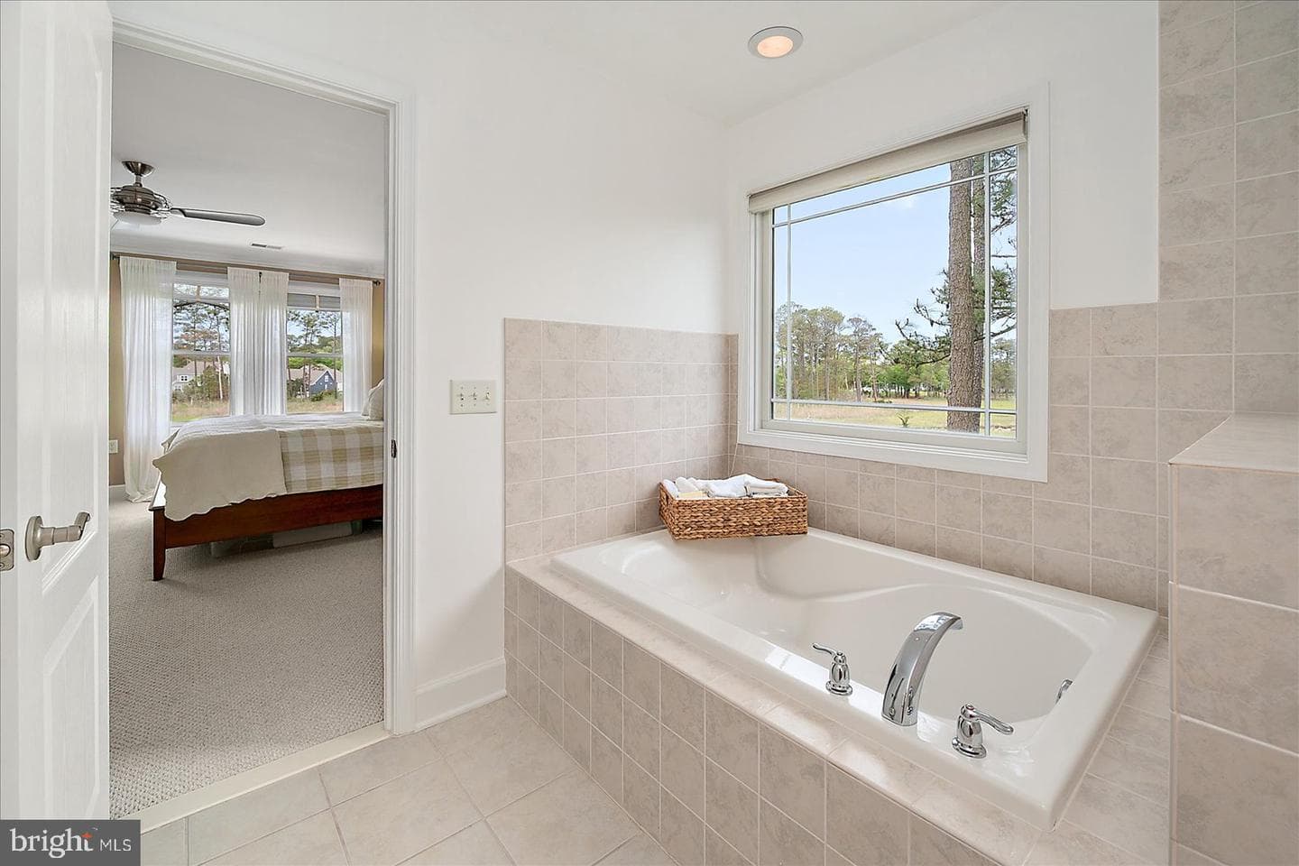 10317 Quarter Deck Ln photo 40