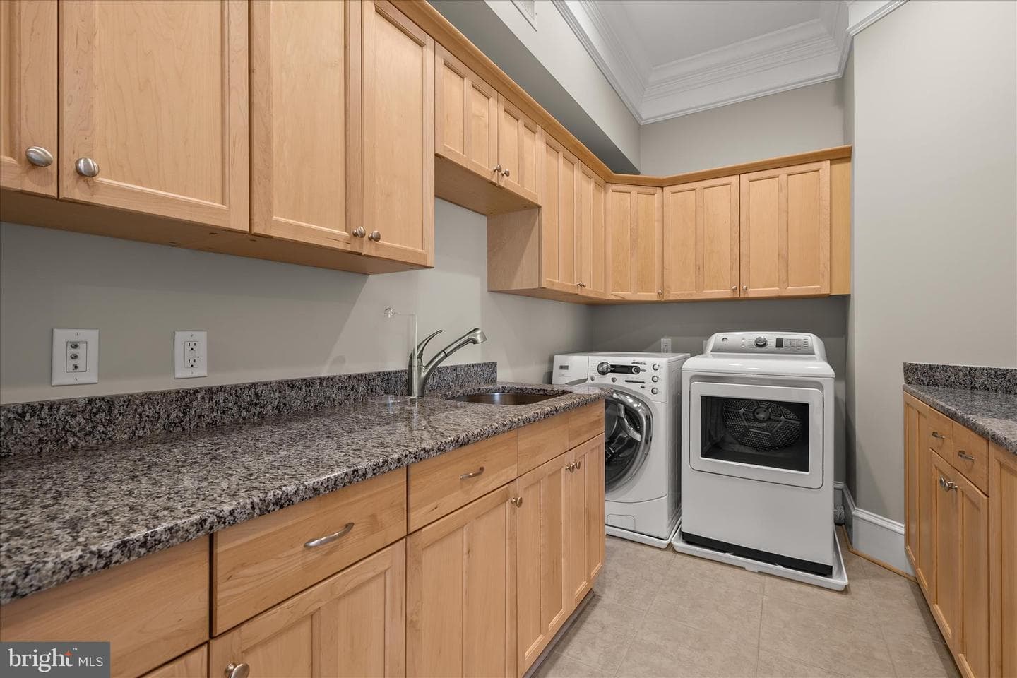 9600 Oceanview Lane photo 81