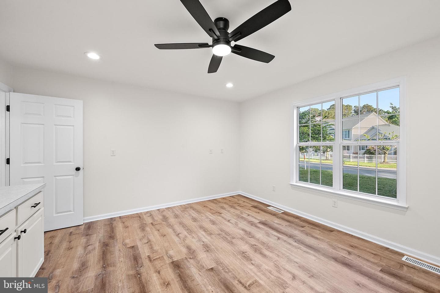 1465 Ocean Parkway photo 30