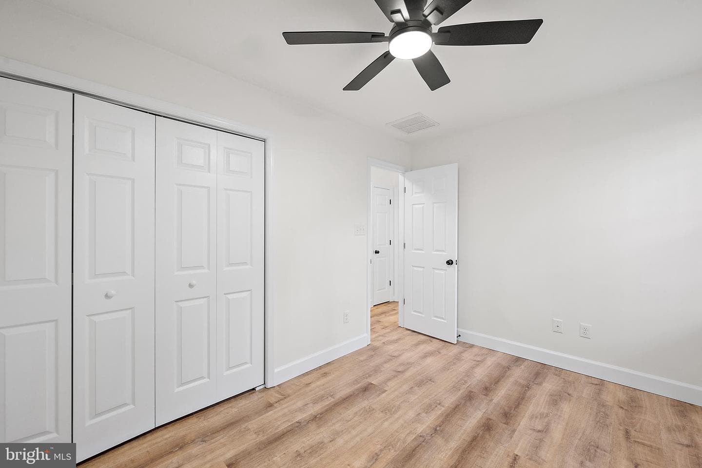 1465 Ocean Parkway photo 35
