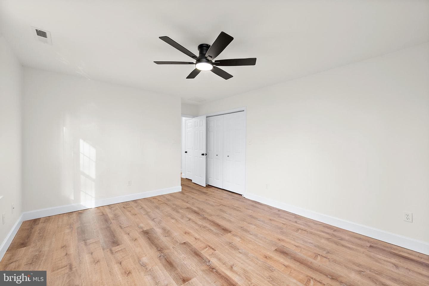 1465 Ocean Parkway photo 41
