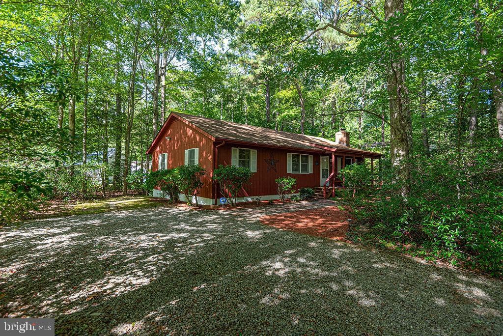 32 Whaler Ln photo 2