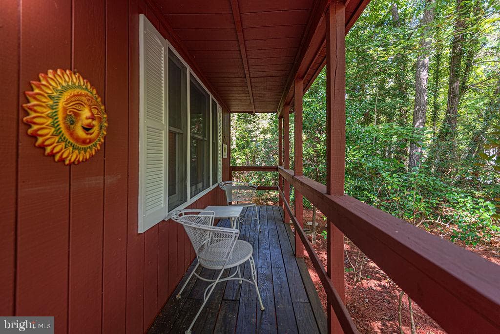 32 Whaler Ln photo 5