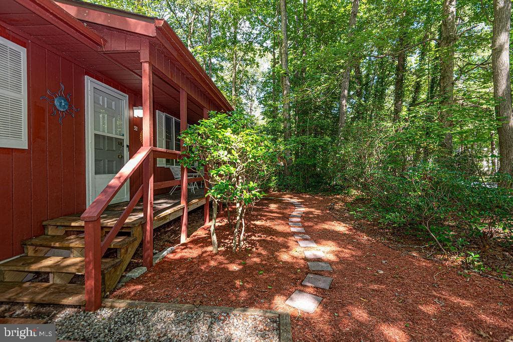 32 Whaler Ln photo 7