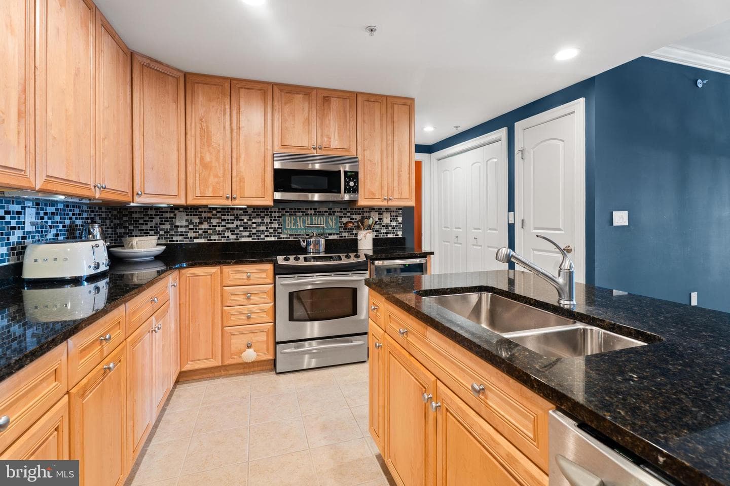 301 14th Street #207 photo 13