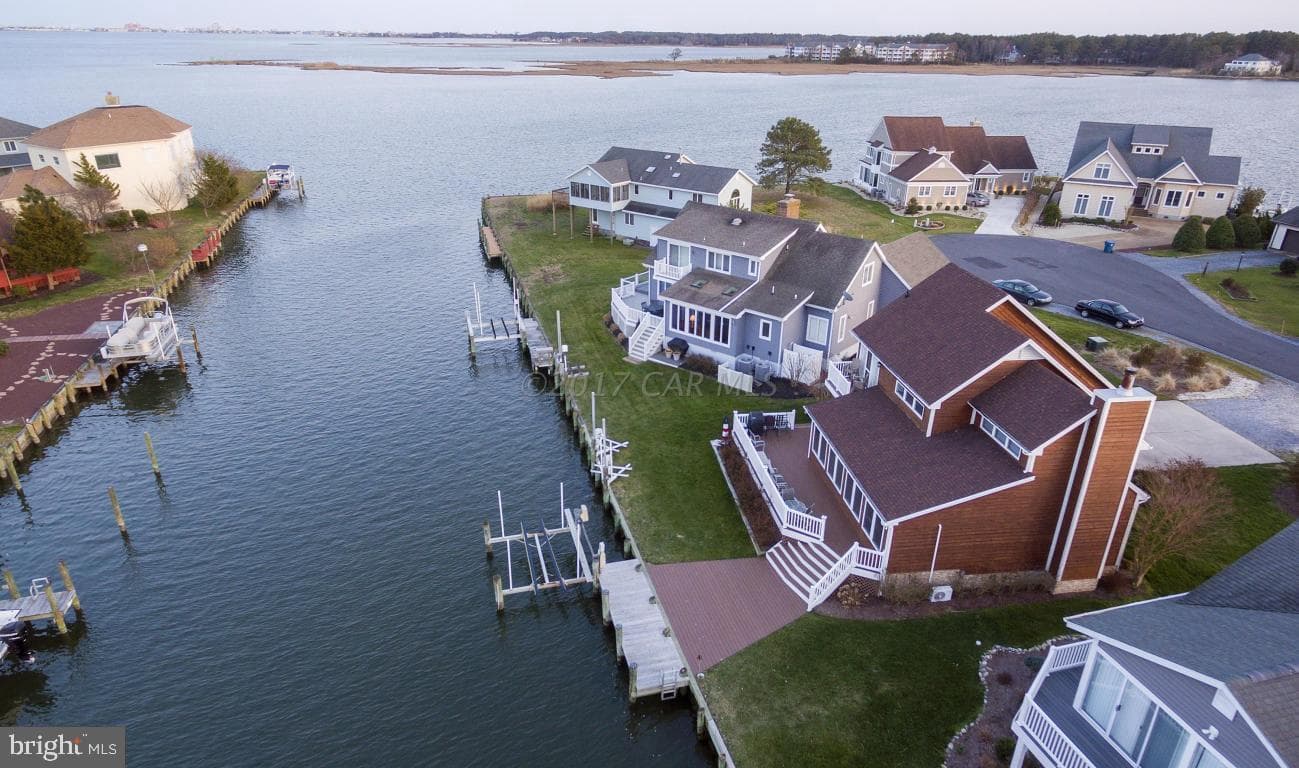 17 Ebb Tide Court photo 3