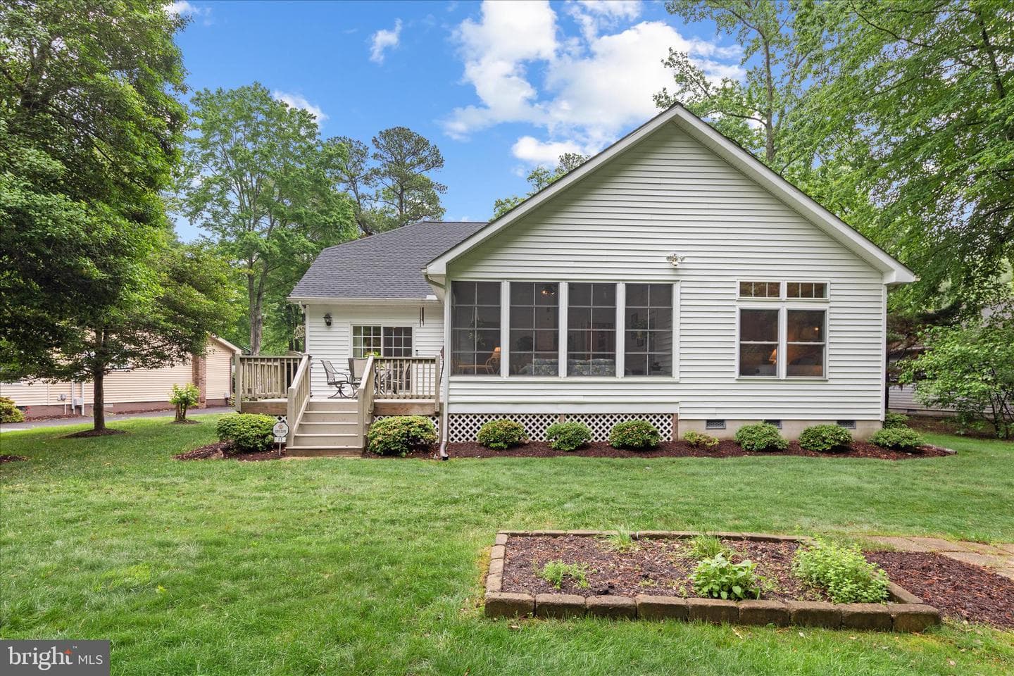 11 Burr Hill Dr photo 7