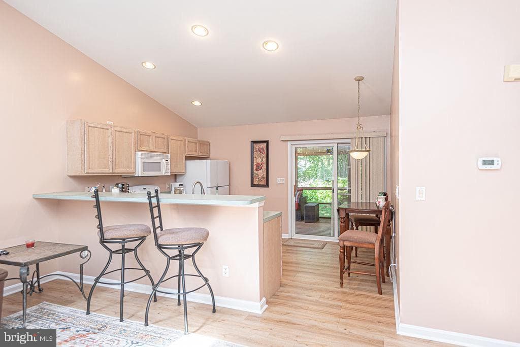 17 Greenwood Lane photo 7