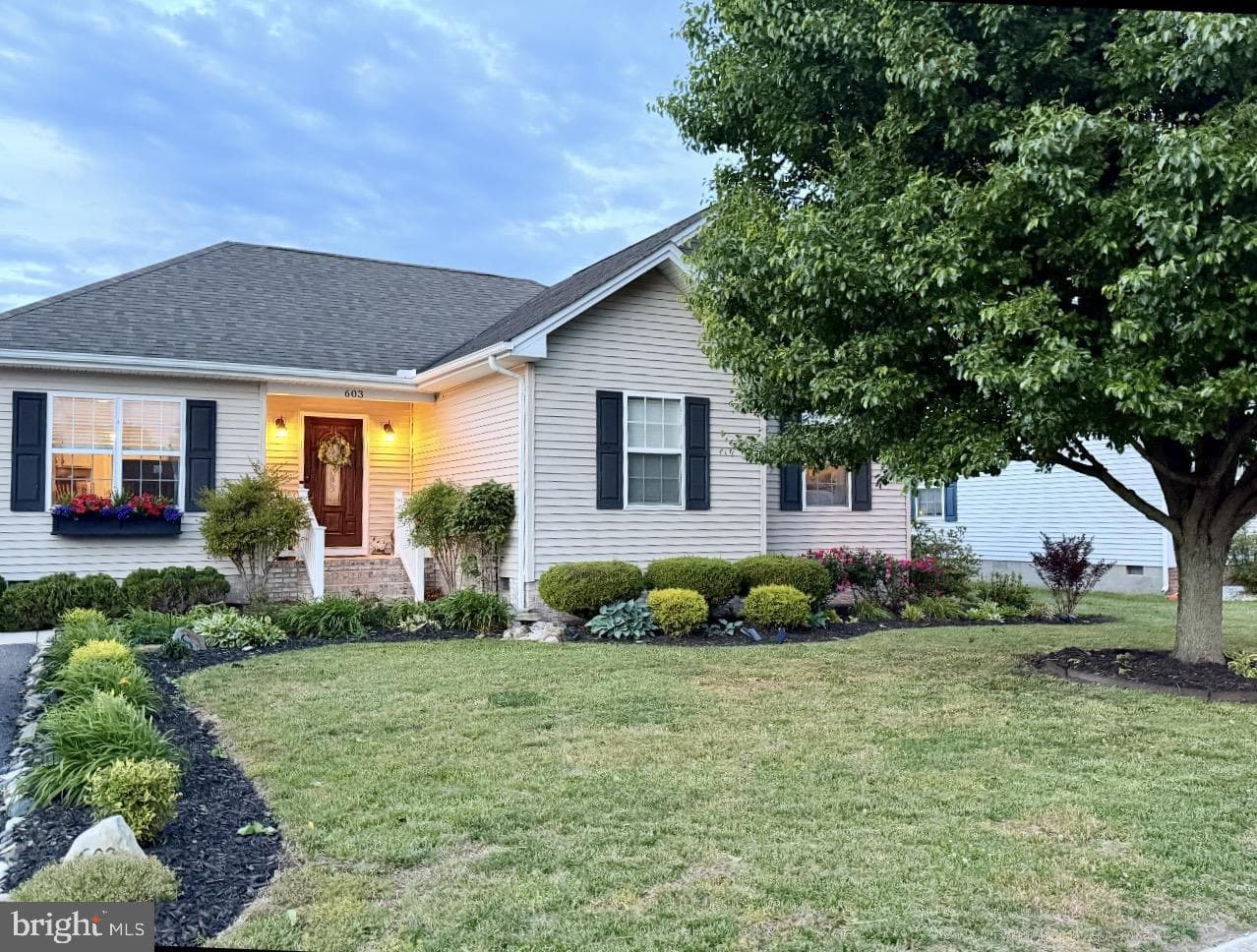 603 Hillcrest Drive photo 37