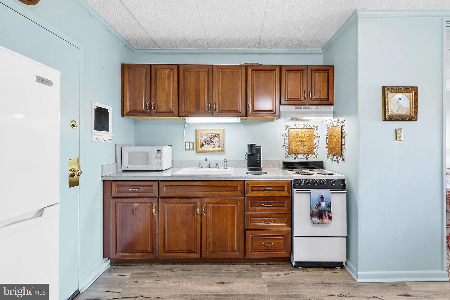 2301 Philadelphia Avenue #406 photo 6