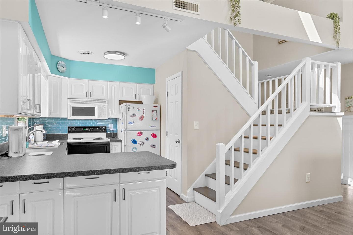 132 Jamestown Road #601 photo 10