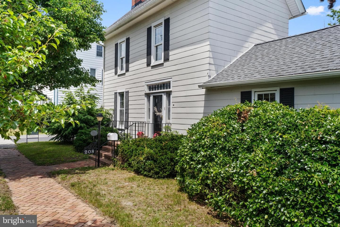 208 S S Washington Street photo 48