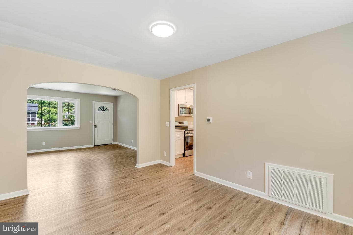 10540 Flower Street photo 12