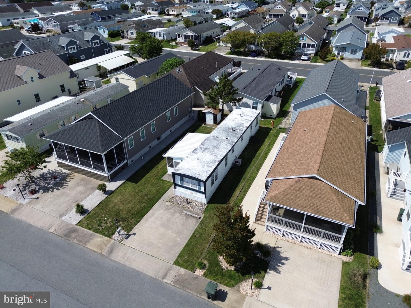 163 Clam Shell Rd photo 3