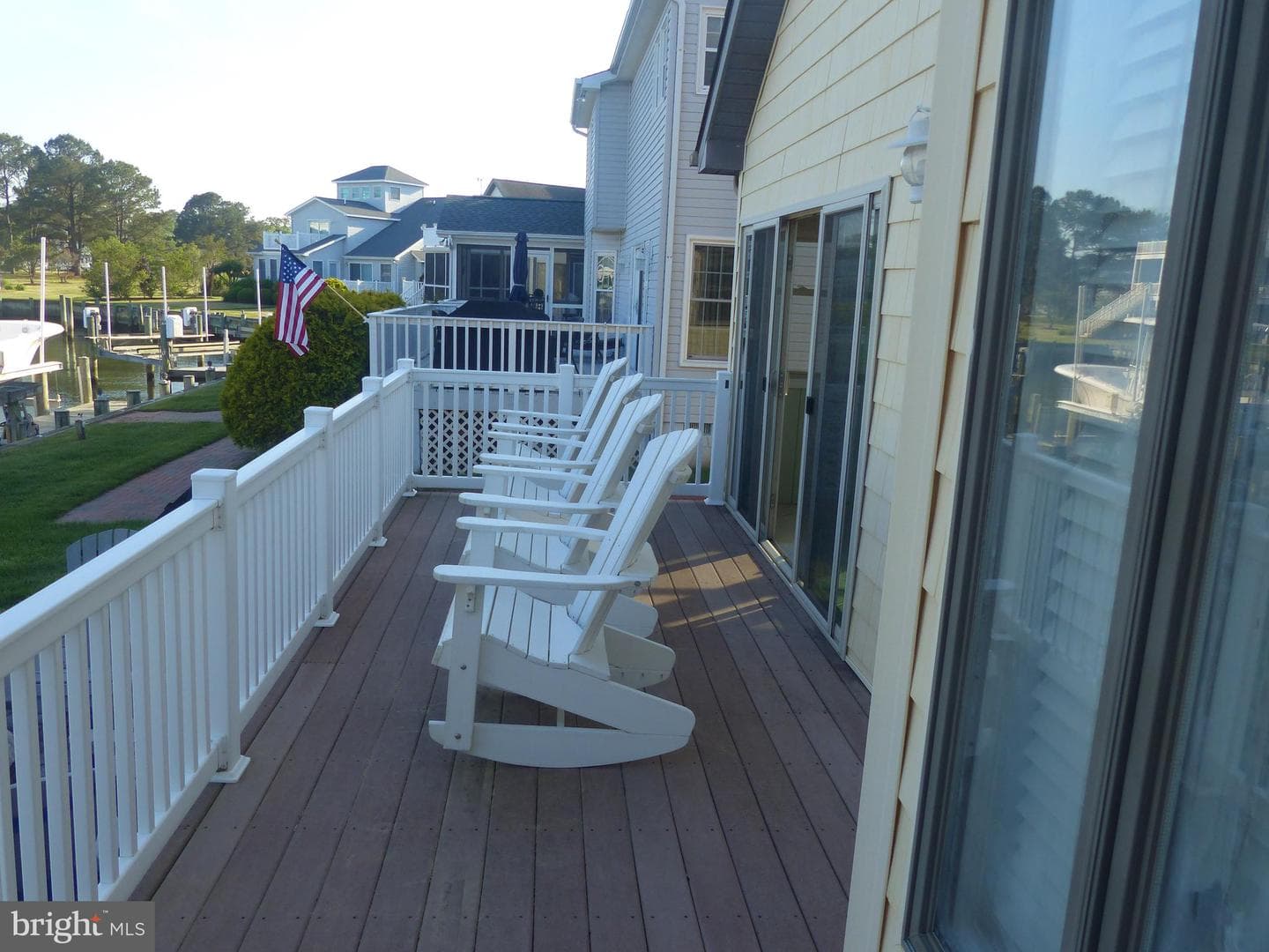 10 Stacy Court photo 6