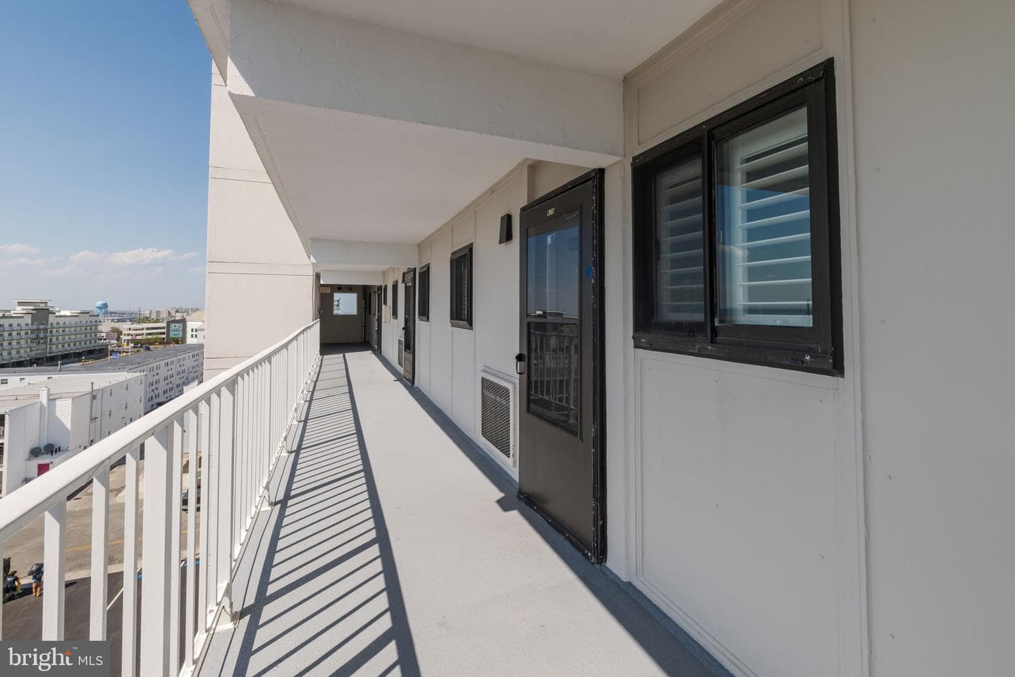 3001 Atlantic Avenue #608 photo 3