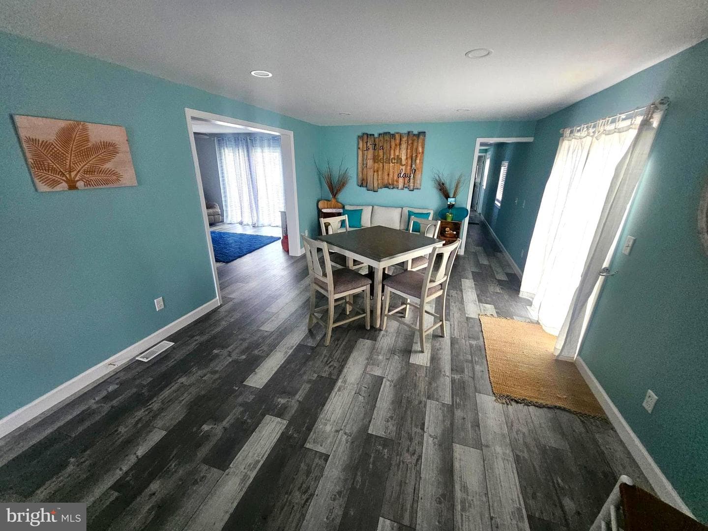 105 Assateague Court photo 7