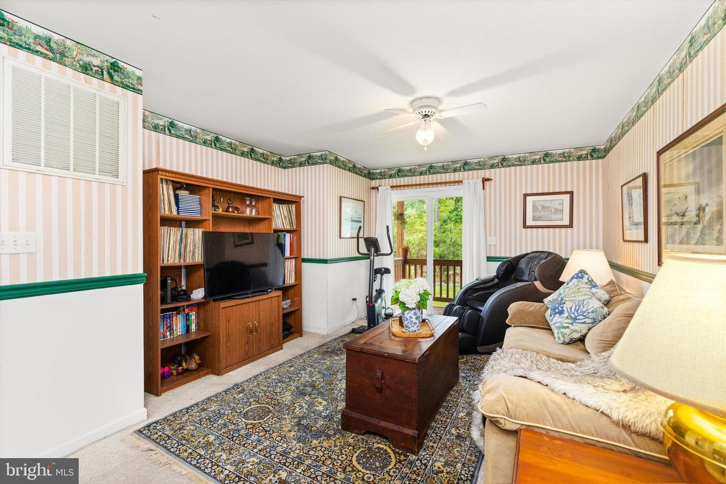 526 Ocean Pkwy photo 21
