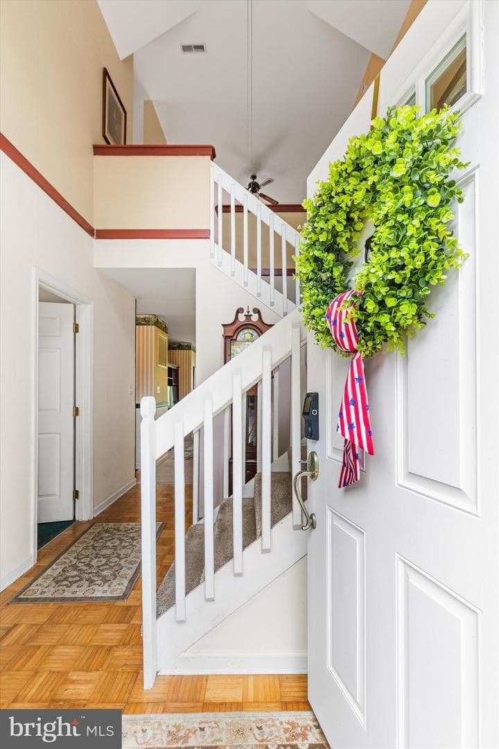 526 Ocean Pkwy photo 3