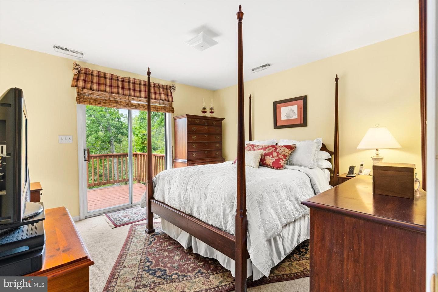 526 Ocean Pkwy photo 36