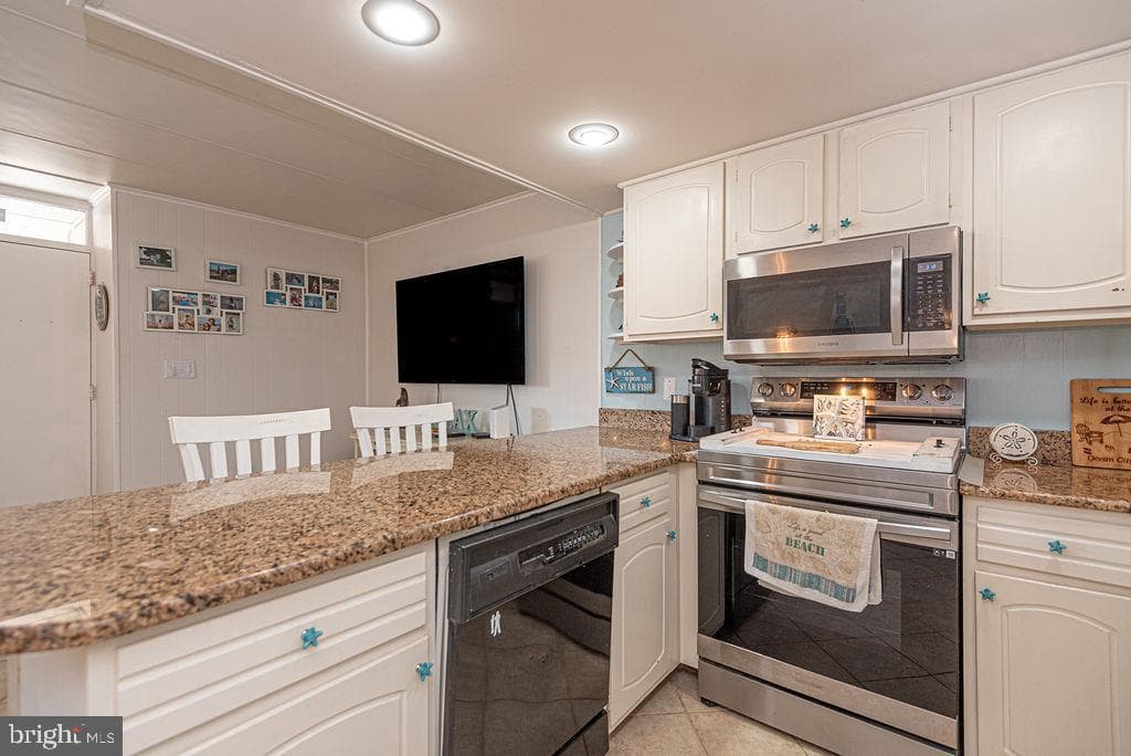 11 51st Street #203 photo 17