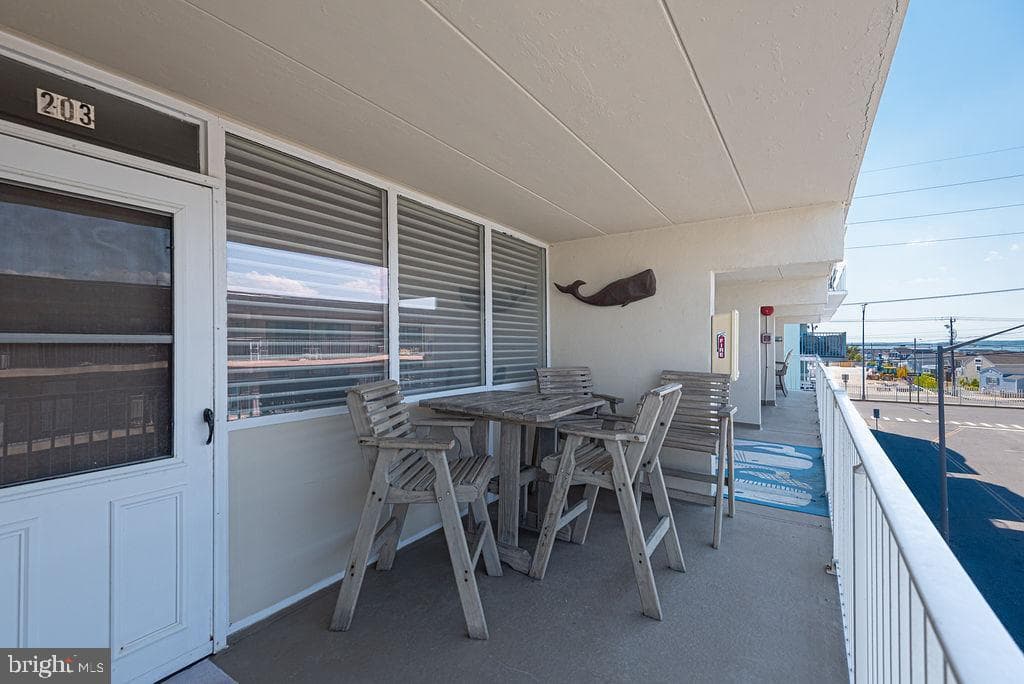 11 51st Street #203 photo 5