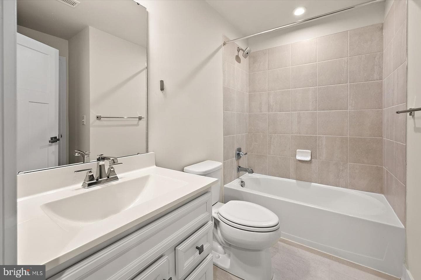 8644 S Park Drive #1 photo 10