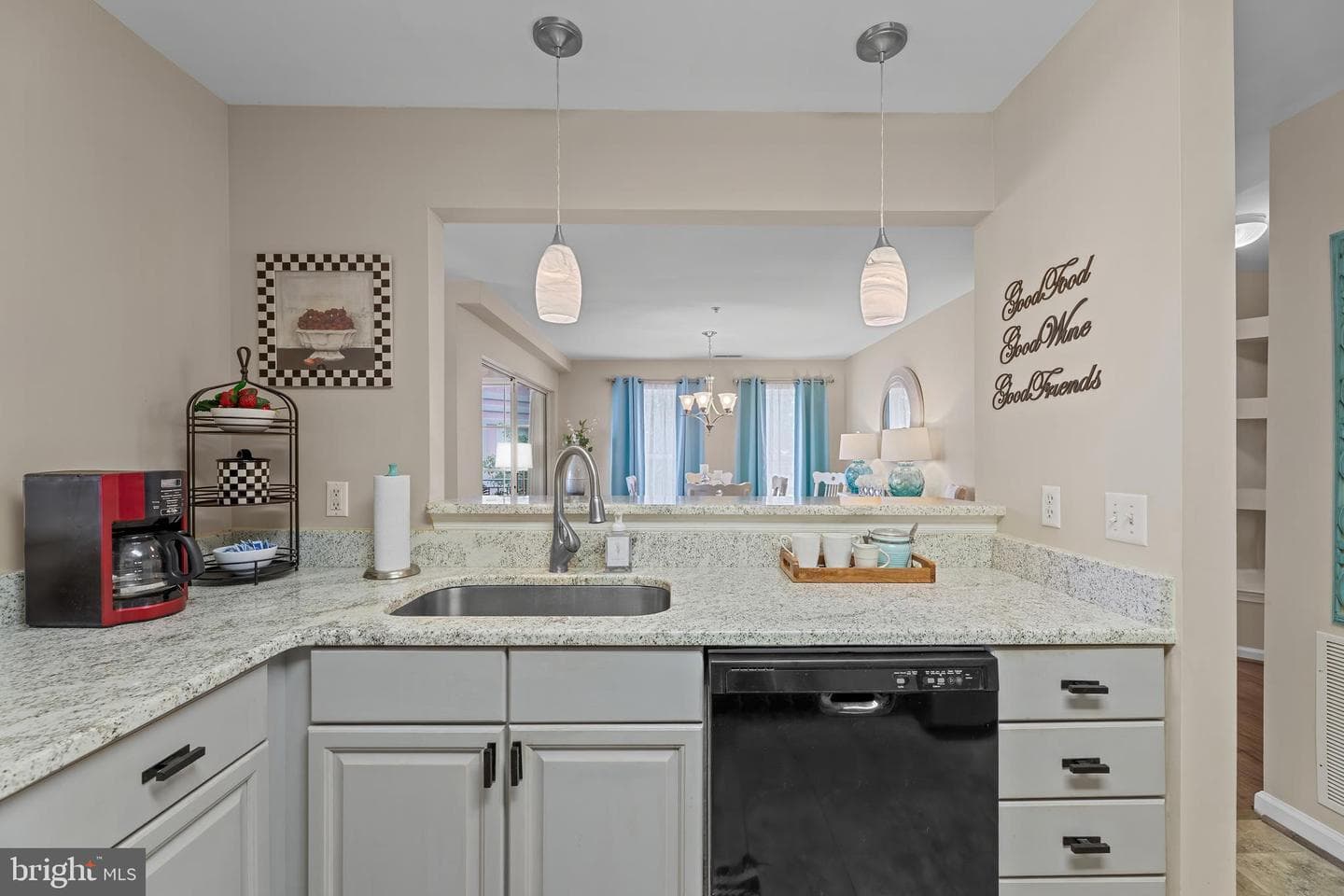 7411 Yacht Club Drive #12402 photo 10