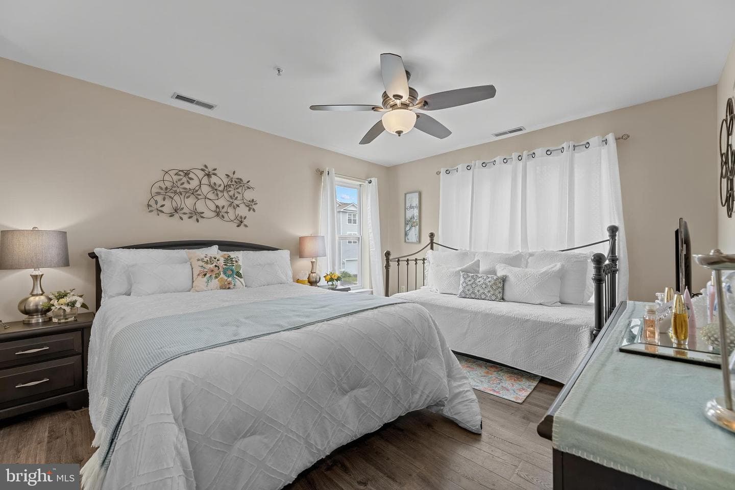 7411 Yacht Club Drive #12402 photo 26