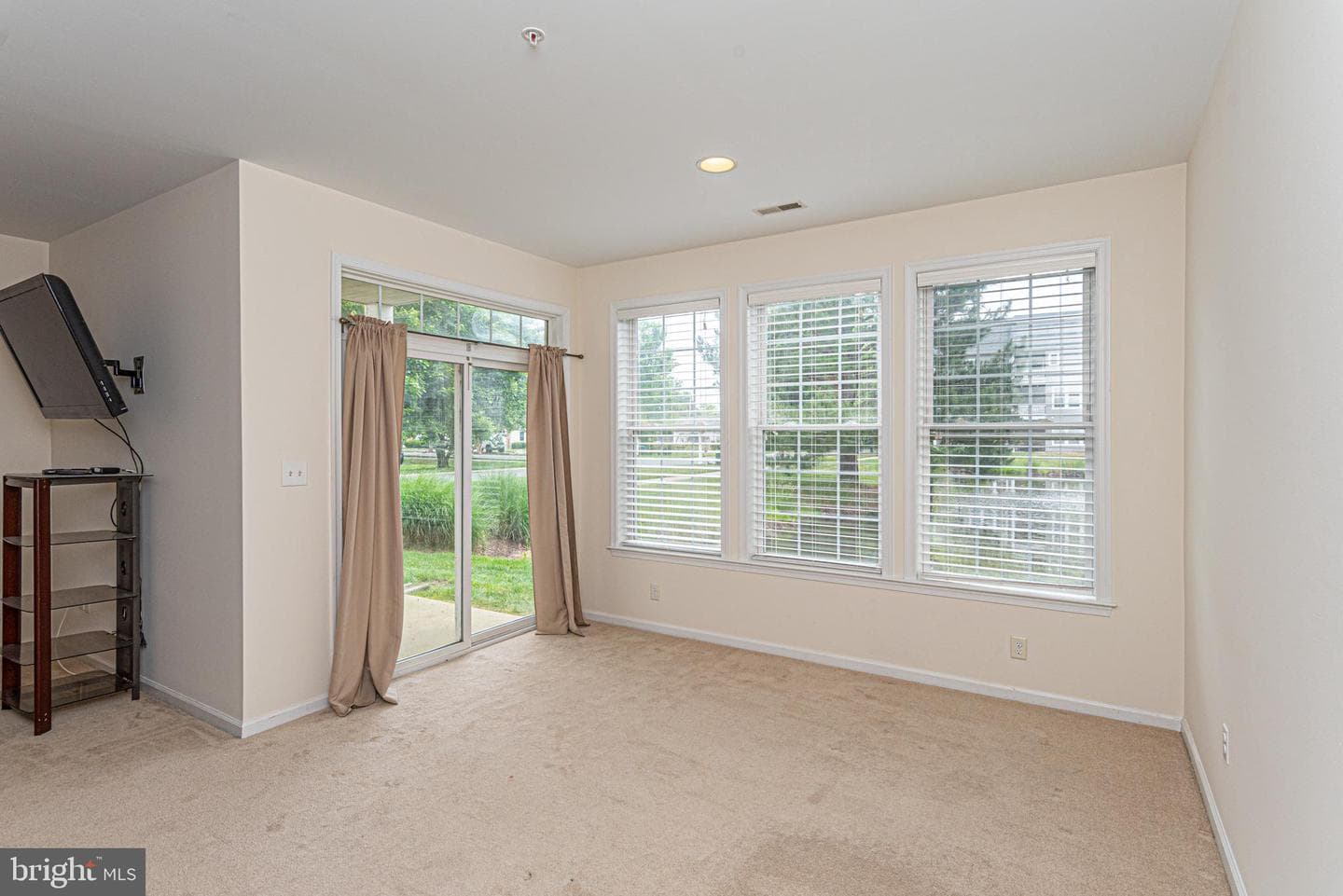 400 Williams Street #2 photo 28