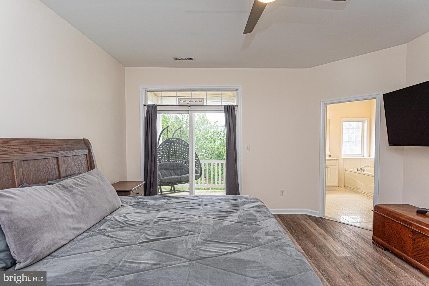 400 Williams Street #2 photo 32