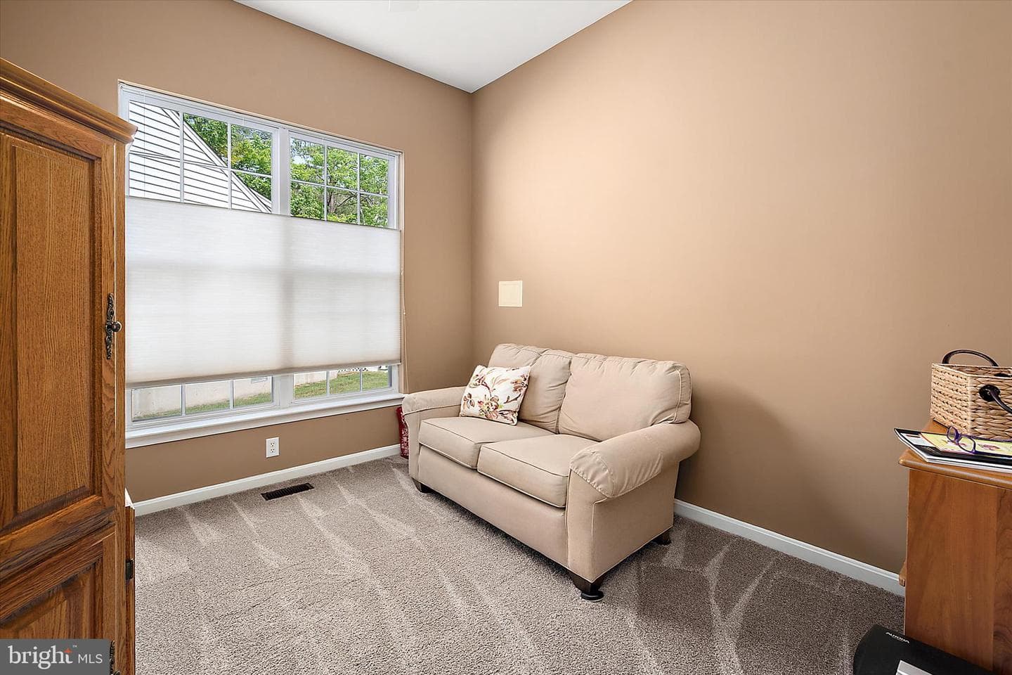 95 Chatham Court photo 42