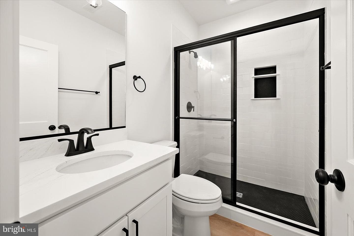 75 King Richard Road photo 45
