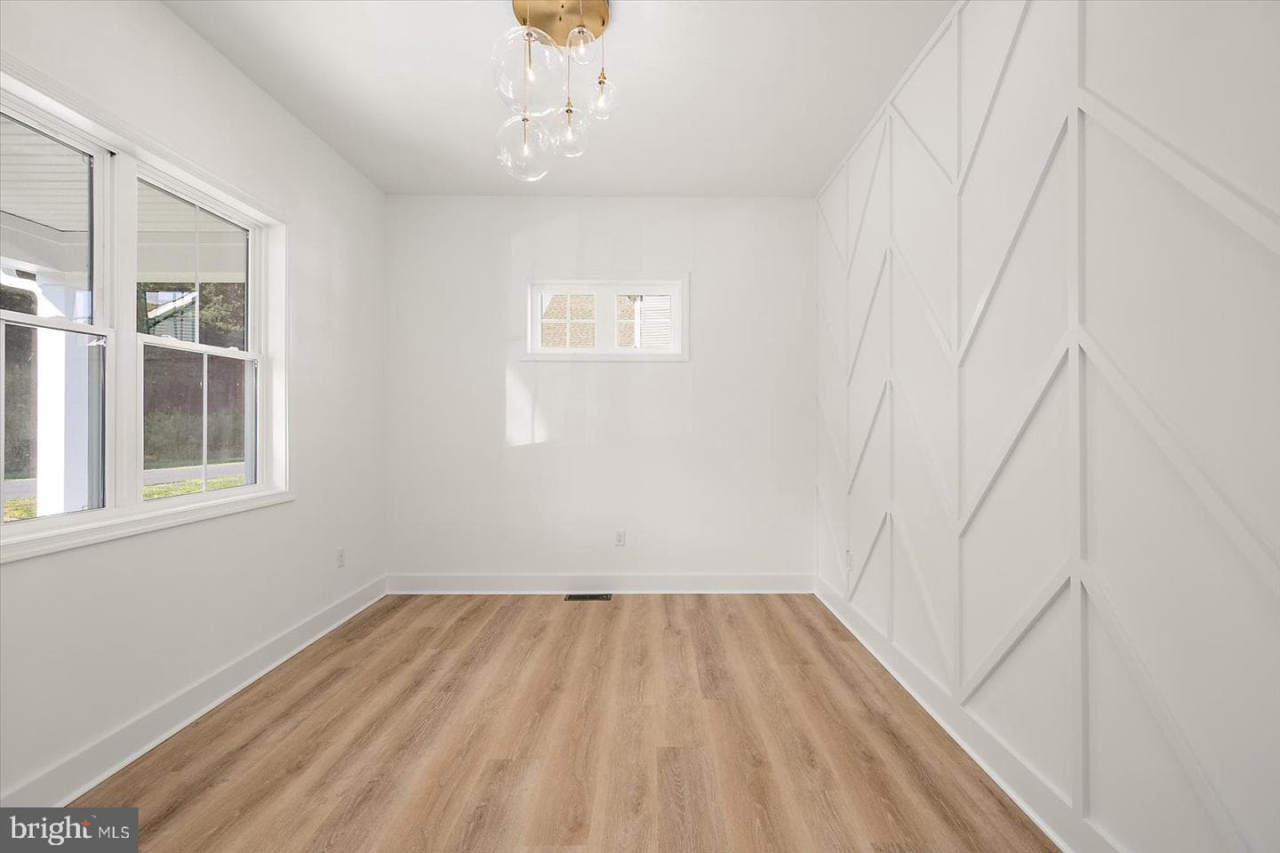75 King Richard Road photo 8