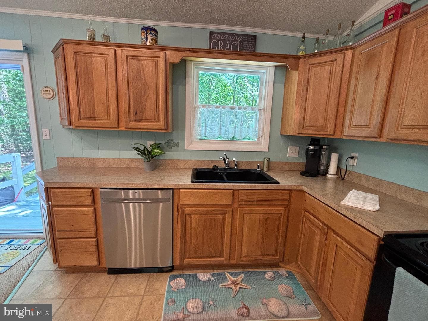 126 Camelot Circle photo 16