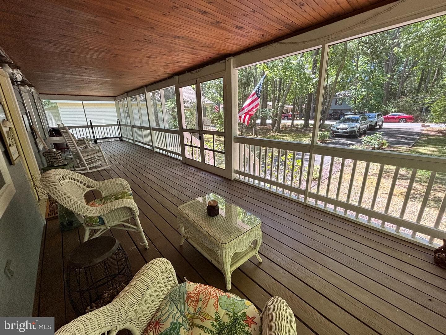 126 Camelot Circle photo 5